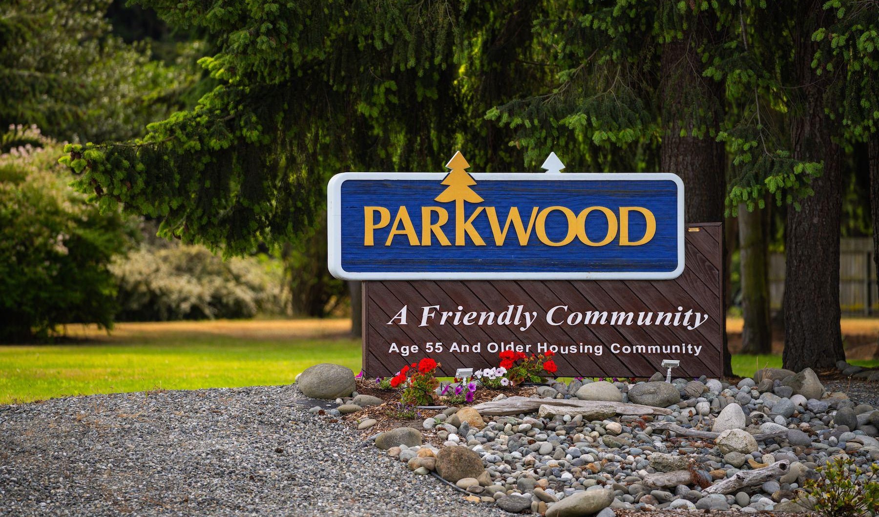 Settle into comfort at Parkwood Parkwood community sign